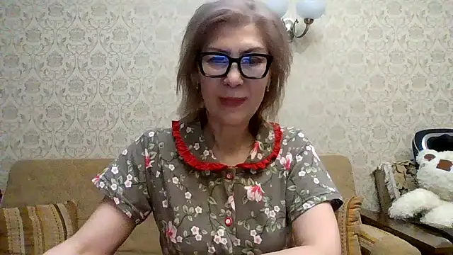 Elegant00Lady online show from January 8, 2026, 3:18 pm