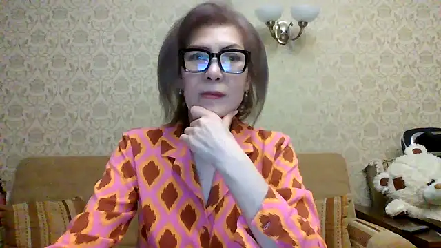 Elegant00Lady online show from February 26, 2026, 3:56 pm