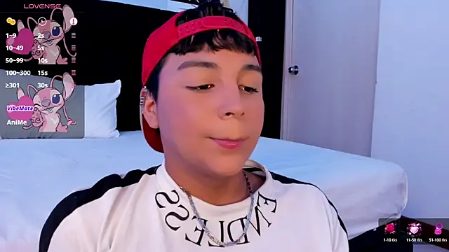 Seductivo jr online show from February 18, 2025, 5:20 am