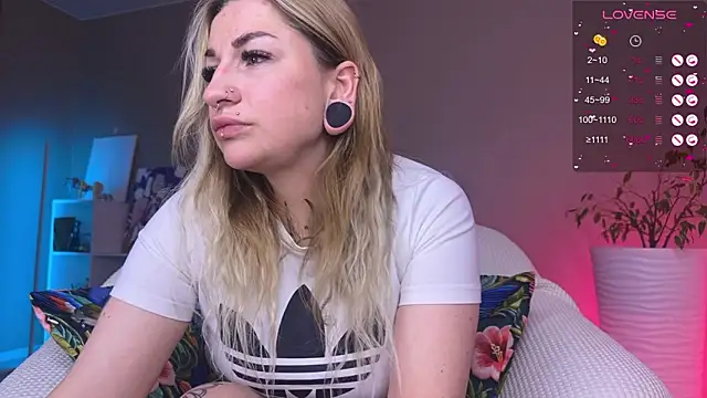 Tanya Acid online show from March 10, 2026, 5:50 pm