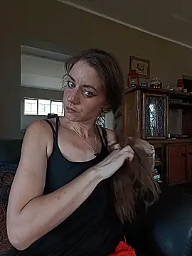 Missmesexycouple69 online show from January 7, 2026, 2:22 pm