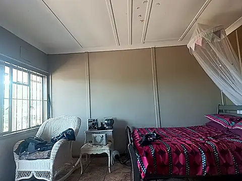 Missmesexycouple69 online show from September 22, 2025, 7:47 am