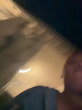 Prettynthick12 online show from April 21, 2026, 4:52 am