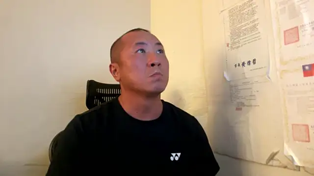 chih515 online show from December 23, 2025, 6:23 am