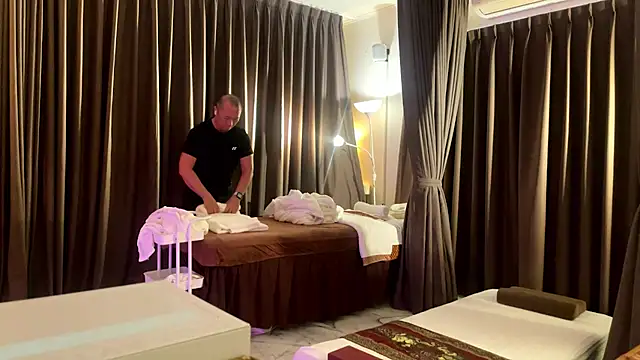 Snapshot of chih515 chatting on November 5, 2025, 8:17 am chih515 online show from November 5, 2025, 8:17 am