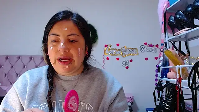 lanaqueen699 online show from February 24, 2026, 12:28 pm