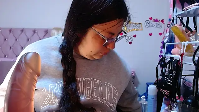 lanaqueen699 online show from February 26, 2026, 12:27 pm