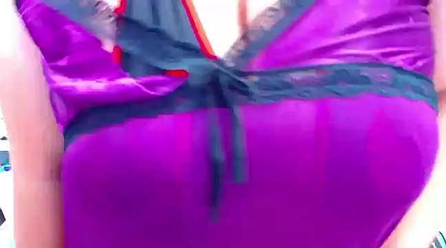 NaomyPrinces online show from February 19, 2025, 4:22 pm