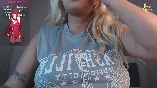 april bunnyy online show from November 7, 2025, 5:06 pm