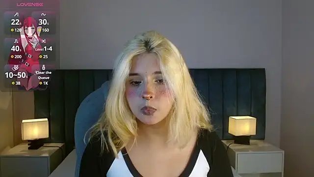 april bunnyy online show from March 17, 2025, 7:26 pm