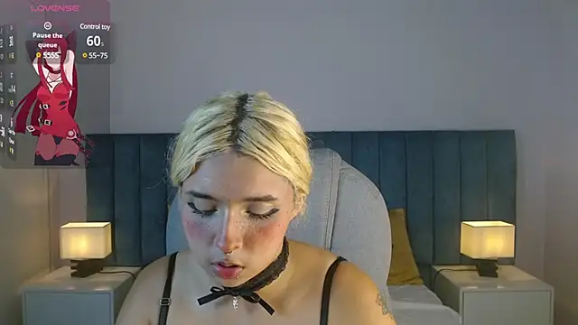 april bunnyy online show from March 13, 2025, 9:16 pm