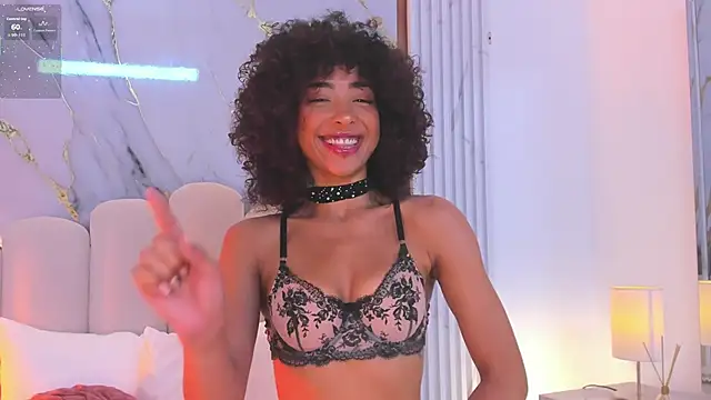 Snapshot of OSHUN_ chatting on September 17, 2025, 12:51 pm OSHUN online show from September 17, 2025, 12:51 pm