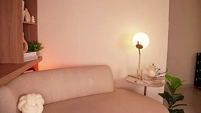 OSHUN  online show from April 1, 2026, 11:33 am