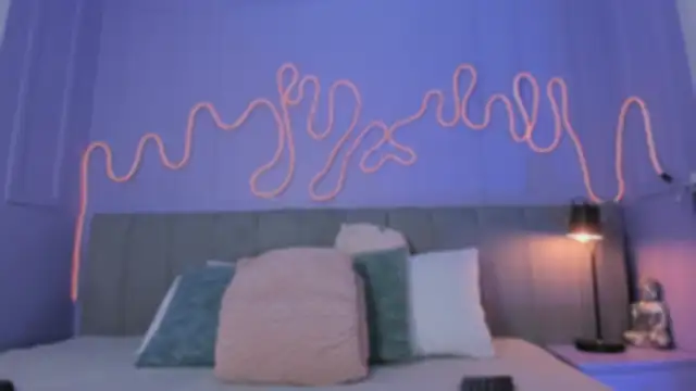 Snapshot of Mai_higurashi chatting on October 25, 2025, 12:43 am Mai higurashi online show from October 25, 2025, 12:43 am