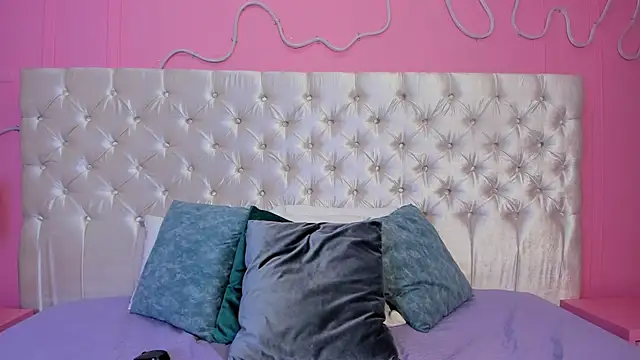 Snapshot of Mai_higurashi chatting on September 22, 2025, 7:31 pm Mai higurashi online show from September 22, 2025, 7:31 pm