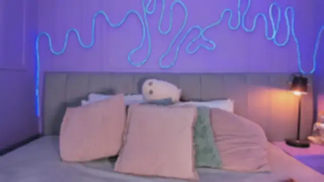 Snapshot of Mai_higurashi chatting on October 20, 2025, 7:47 pm Mai higurashi online show from October 20, 2025, 7:47 pm