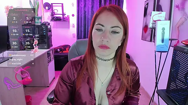 e evee e online show from January 30, 2025, 5:49 pm