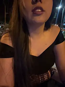 Snapshot of Maii_chan chatting on February 21, 2025, 2:39 am Maii chan online show from February 21, 2025, 2:39 am