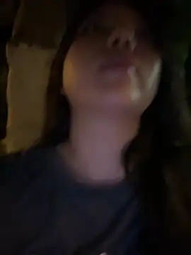 Snapshot of Maii_chan chatting on March 23, 2025, 7:42 am Maii chan online show from March 23, 2025, 7:42 am