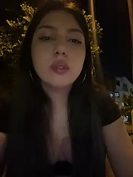 Snapshot of Maii_chan chatting on February 1, 2025, 12:51 am Maii chan online show from February 1, 2025, 12:51 am