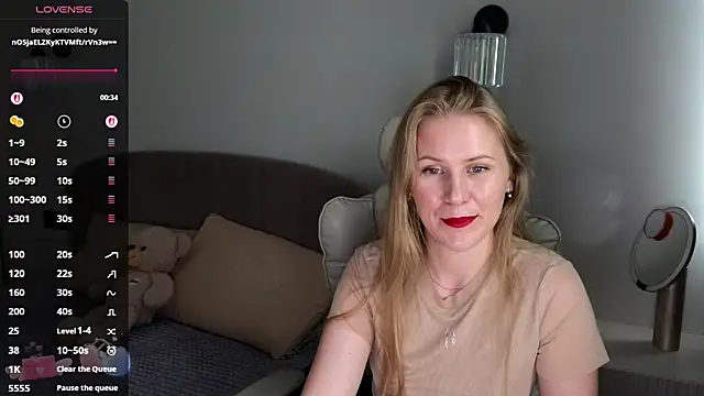 Snapshot of IsabelAllen chatting on July 29, 2026, 10:03 am IsabelAllen online show from July 29, 2026, 10:03 am
