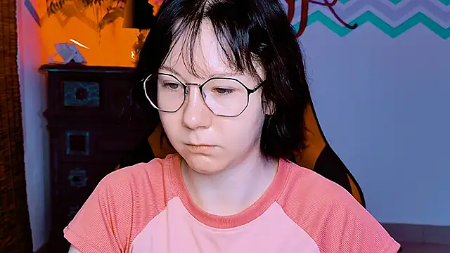 NancyMartinez online show from September 24, 2025, 6:42 am