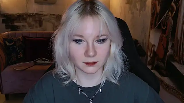 NancyMartinez online show from March 18, 2025, 4:17 pm