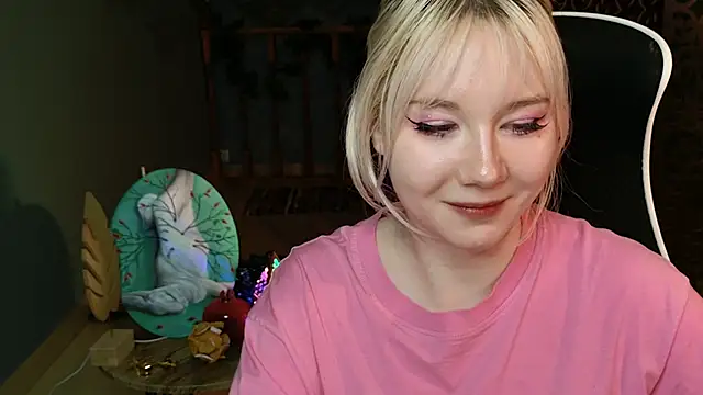 NancyMartinez online show from March 20, 2025, 11:27 am