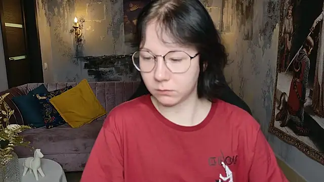 NancyMartinez online show from October 21, 2025, 5:07 am