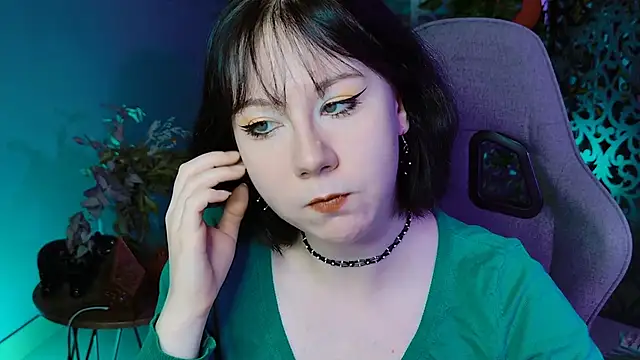 NancyMartinez online show from October 9, 2025, 5:08 am