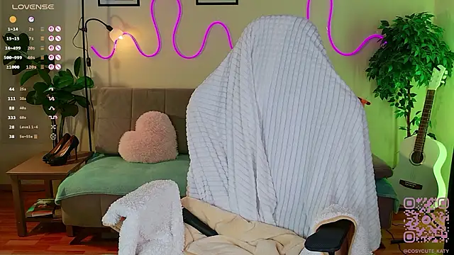 Snapshot of cosycute_ chatting on February 21, 2026, 5:26 pm cosycute online show from February 21, 2026, 5:26 pm