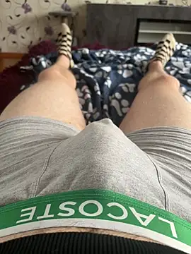 red red00 online show from January 12, 2026, 8:10 am