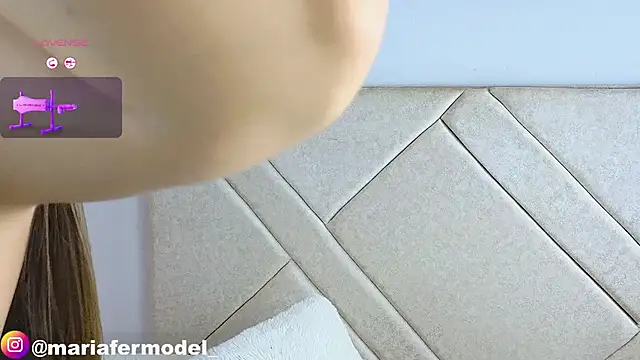 Mariafer05 online show from February 14, 2025, 11:09 pm