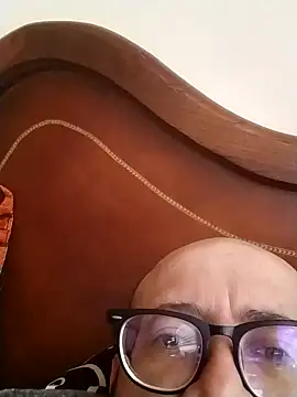 horfet online show from October 18, 2025, 1:35 pm