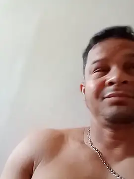 Snapshot of Lucho0886 chatting on June 20, 2026, 12:21 pm Lucho0886 online show from June 20, 2026, 12:21 pm
