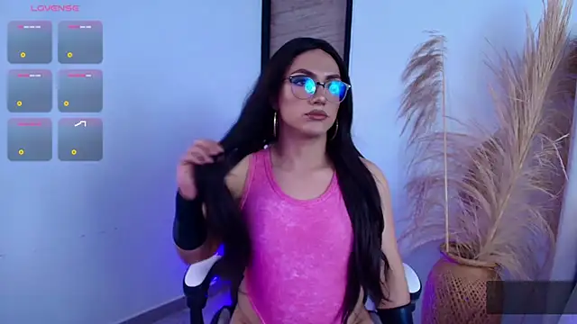 -Sofii  online show from October 5, 2025, 7:15 pm