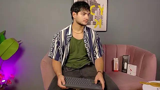 Snapshot of Mark_Evans1_ chatting on May 28, 2026, 7:09 pm Mark Evans1 online show from May 28, 2026, 7:09 pm