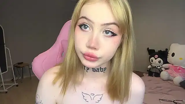 hanna cry baby online show from March 16, 2025, 12:55 pm