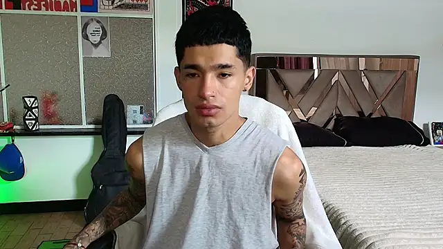 Damon  333 online show from October 15, 2025, 6:38 pm