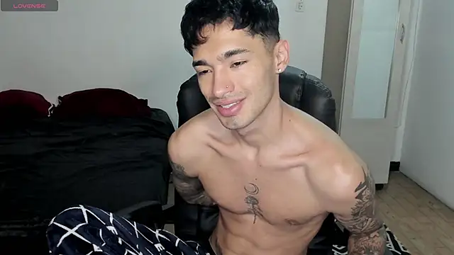 Damon  333 online show from February 16, 2026, 1:04 am