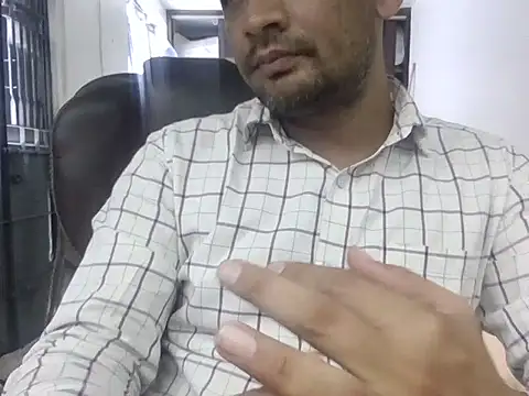 NiceBoy9099 online show from April 16, 2026, 10:27 am