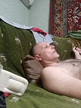 Pineapple04 online show from July 9, 2026, 6:51 pm