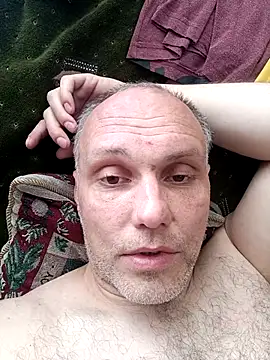 Pineapple04 online show from May 21, 2026, 8:01 am
