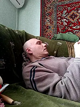 Pineapple04 online show from April 11, 2026, 6:54 am