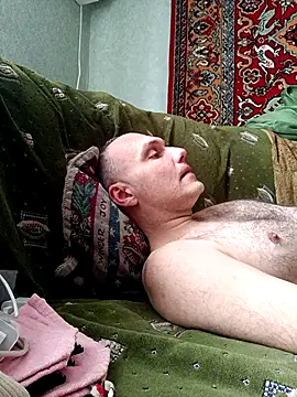 Pineapple04 online show from April 1, 2026, 11:44 am