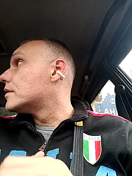 Pineapple04 online show from October 1, 2025, 11:36 am