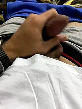 Crazyturko07 online show from October 10, 2025, 4:41 pm