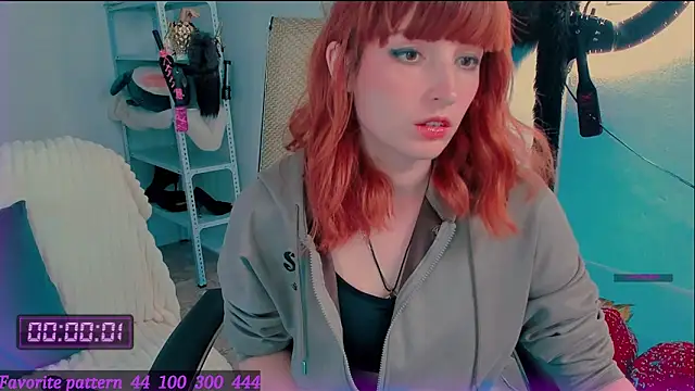 Snapshot of Toxic_Ellies chatting on May 16, 2026, 11:31 am Toxic Ellies online show from May 16, 2026, 11:31 am