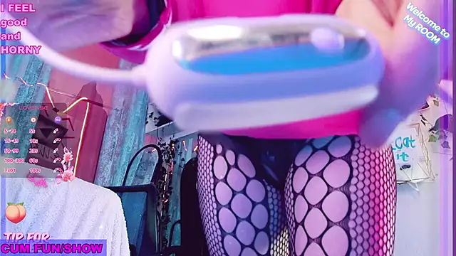 Snapshot of Toxic_Ellies chatting on January 23, 2025, 10:01 am Toxic Ellies online show from January 23, 2025, 10:01 am