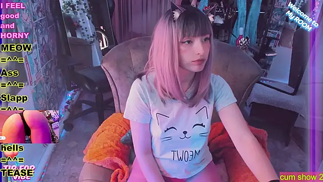 Snapshot of Toxic_Ellies chatting on March 17, 2025, 1:50 pm Toxic Ellies online show from March 17, 2025, 1:50 pm